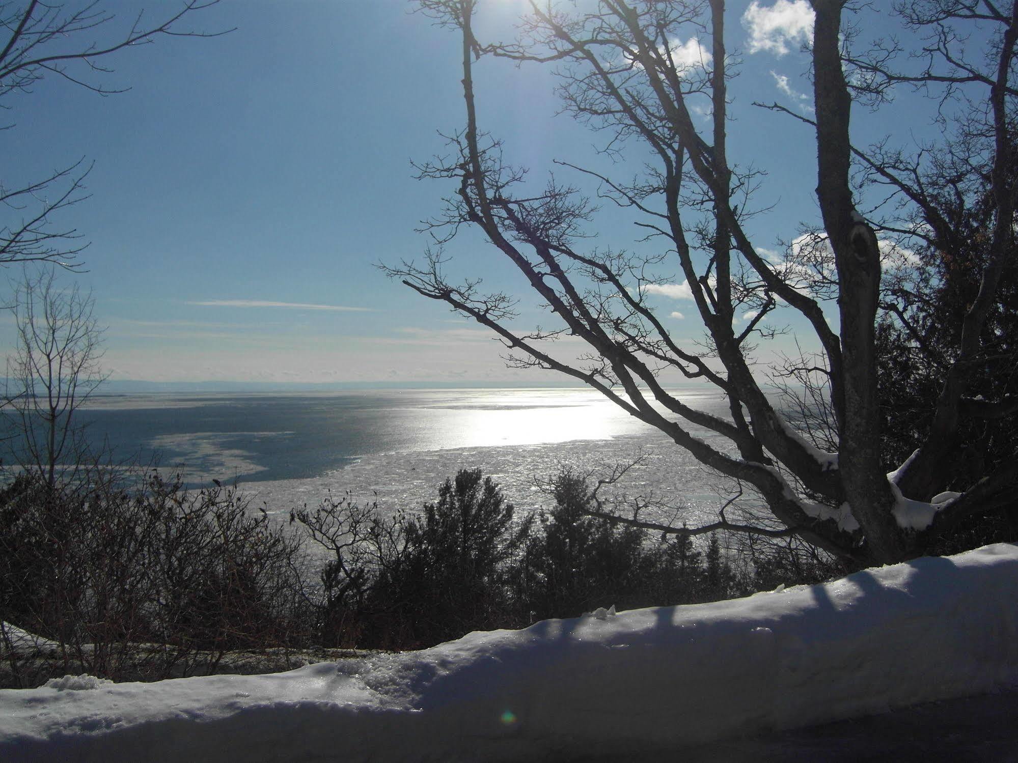 Gite Au Perchoir Baie-Saint-Paul Esterno foto